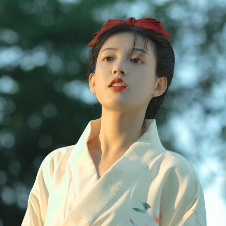 上田茂 - 恐怖电影无删减在线观看 - 线上视频